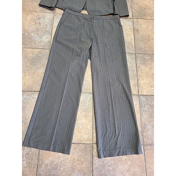 Calvin Klein Women's Brown Striped Suit Size 12, MSRP $348 - Picture 6 of 16